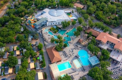 CONSTRUCTION D'UN BATIMENT MULTI-ACCUEIL POUR LE CAMPING 5 ÉTOILES "RANC DAVAINE" À SAINT-ALBAN-AURIOLLES (07)