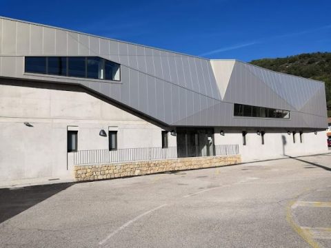 CONSTRUCTION D'UN GYMNASE A VALS LES BAINS