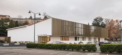 RESTRUCTURATION ET EXTENSION D'UNE SALLE DES SPORTS À CIVRIEUX-D'AZERGUES (69)